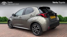 Toyota Yaris 1.5 Hybrid Design 5dr CVT Hybrid Hatchback